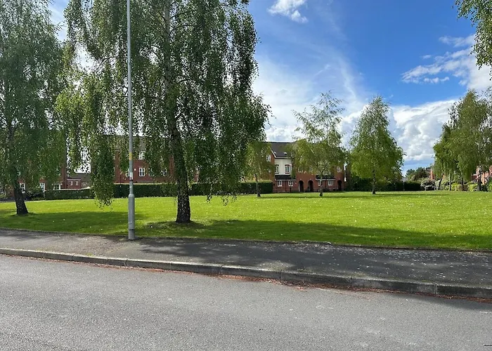 Stretford 4 Bed Townhouse M32