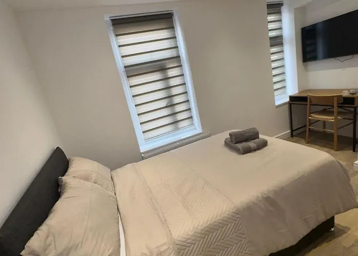 Vicvic Bed & Breakfast Manchester