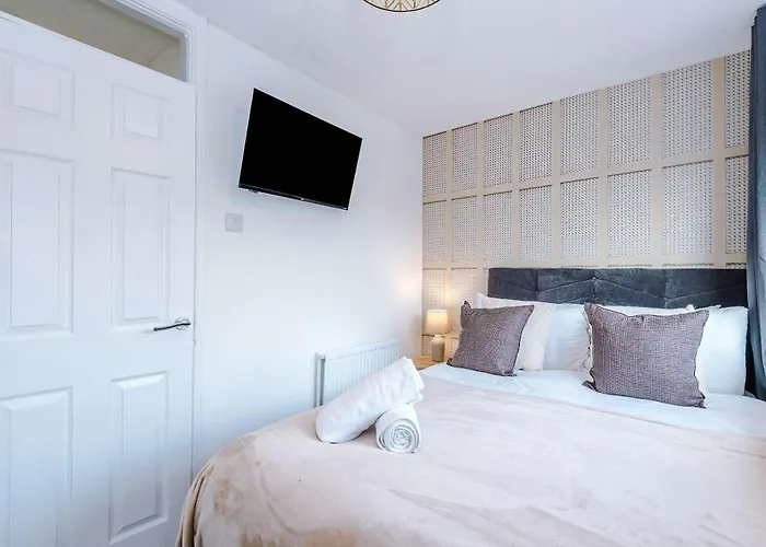 Modern 2-bed By 53 Degrees Near Etihad & Centre, With Free Parking! * Mánchester