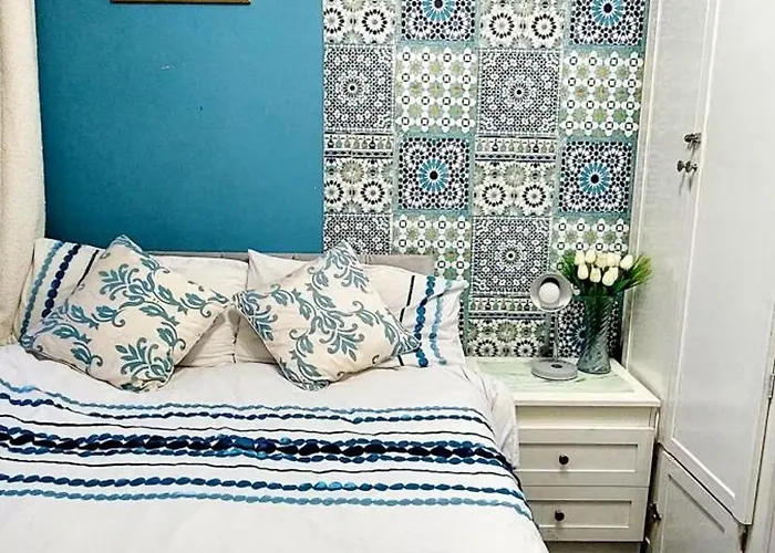 Kwatera prywatna Homely Near Center- Females Preferred Manchester