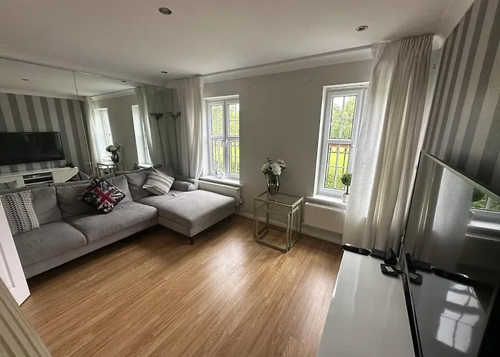 Stretford 4 Bed Townhouse M32 Mánchester