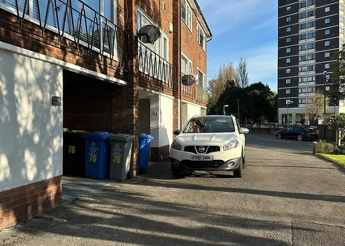 Сasa de vacaciones Town House In Stretford *