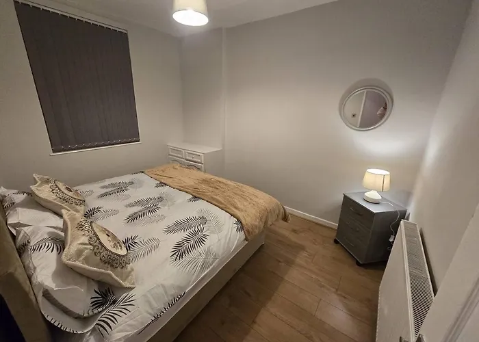 Lovely Large 3 Bedroom House