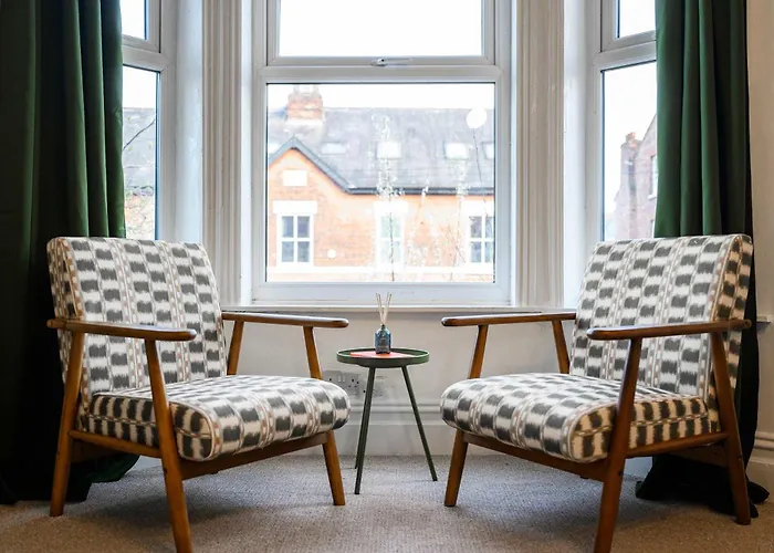 Luxury 5 Bed 10 Min To Airport Sleeps 14 Manchester