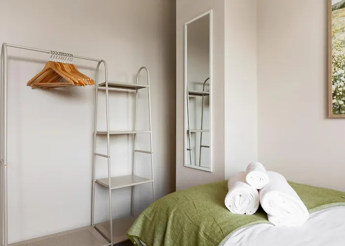 3br Near Co-op Live Etihad Long Short Welcome Parking *