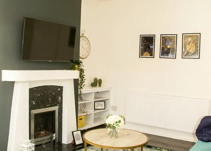 Holiday home 3 Bed - Shefa Homes Manchester