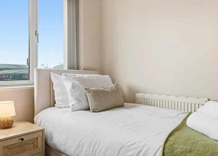 3br Near Co-op Live Etihad Long Short Welcome Parking Сasa de vacaciones