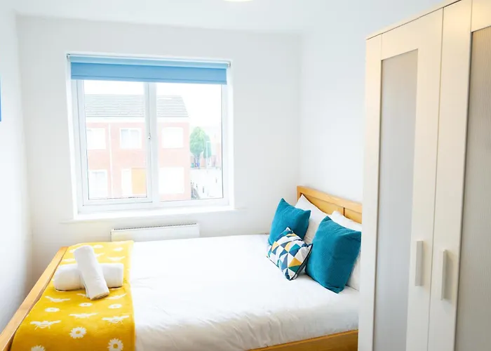 5-bed House M13 Semesterbostad Manchester