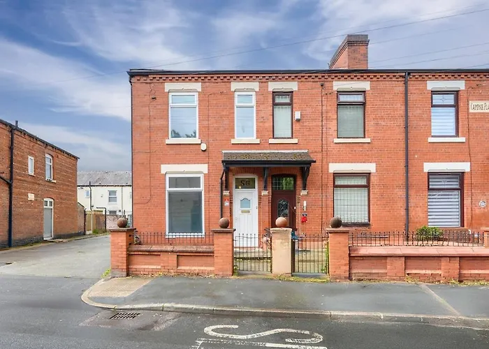 بيت للعطل Group - Access To Central, Coop, Etihad *