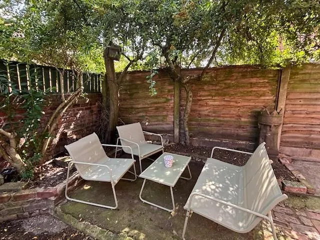 Stylish Didsbury House *