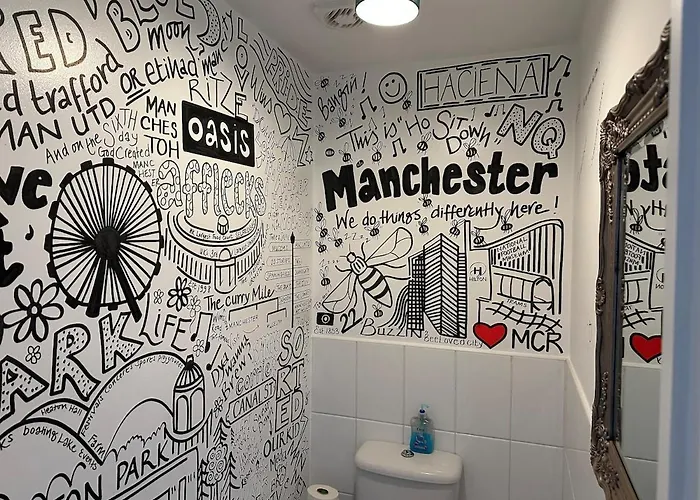 Stretford 4 Bed Townhouse M32 Mánchester