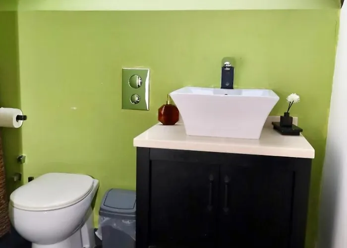 The Church 맨체스터