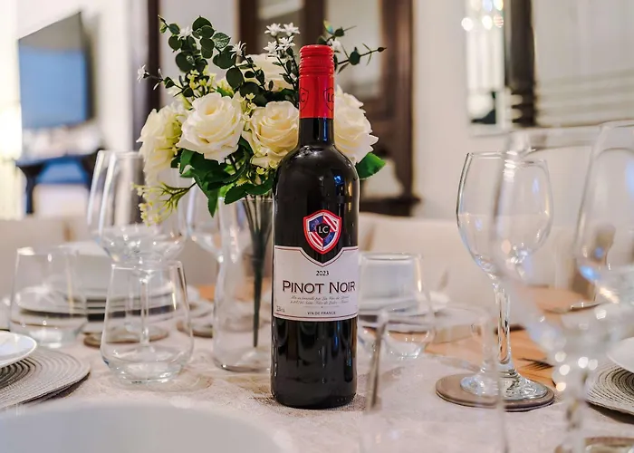 Oldtrafford - Sleeps 6 - Free Parking - Free Wifi Сasa de vacaciones *