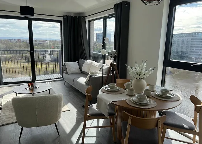 Lägenhet Luxury 2br High-rise Balcony, Terrace, Parking Manchester