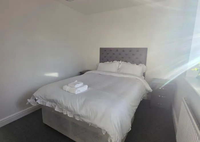 Private Cosy Double Bedroom, Extremely Close To Centre Apartamento Mánchester