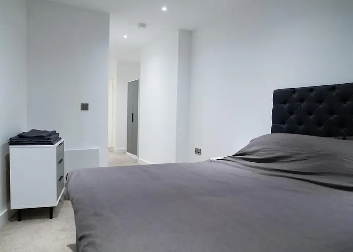 High Rise In Centre With Stunning Views Apartament Manchester