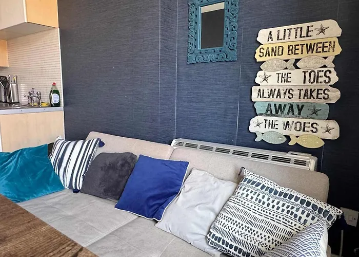 Charming 2-bed In M16 Mánchester