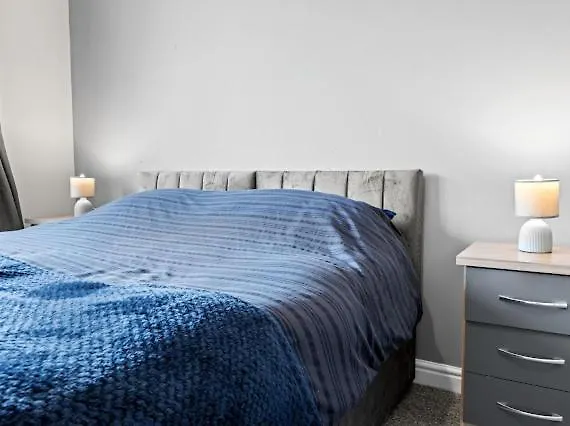 Arosa Escape- Modern2 Bed Suite,sleeps 5,free Parking,ps4,kingbed,wifi,near Christies Lägenhet