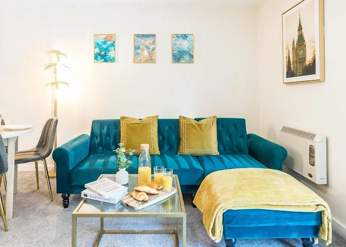 Apartament Modern Near Mediacity, Airport And Old Trafford With Secure Parking Manchester