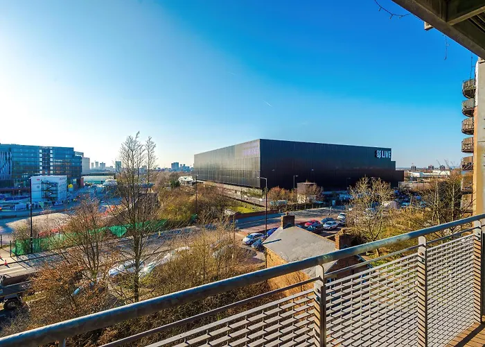 شقة Stylish Mcr 1br Etihad Coop Live Parking *