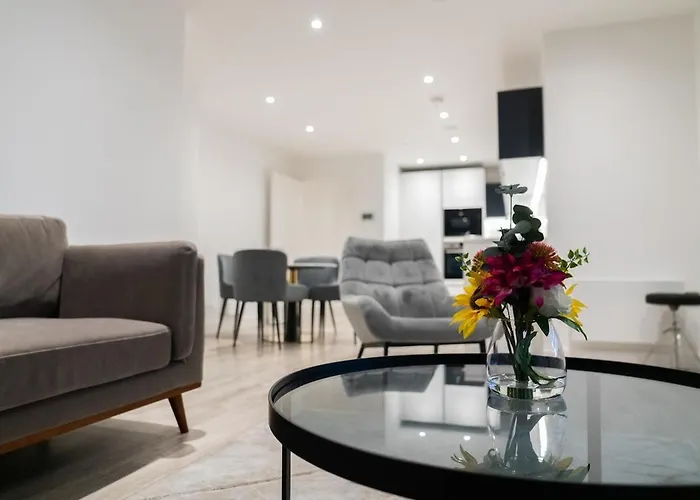 High Rise In Centre With Stunning Views شقة مانشستر