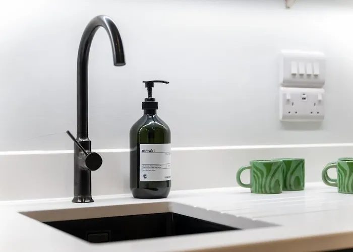 아파트 Bluebird The Claymore *