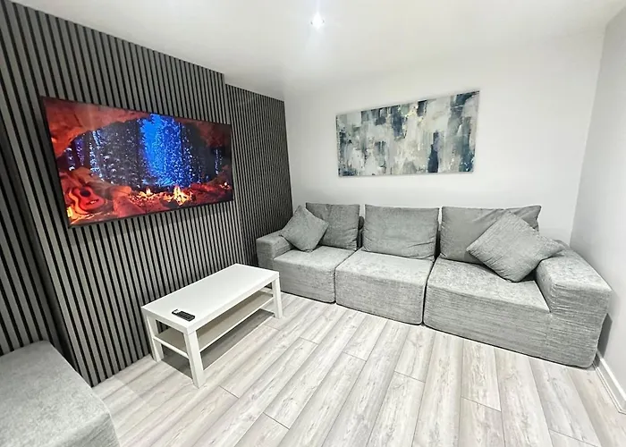 2 Bedroom - Near Coop Live & Etihad Stadium * Manchester