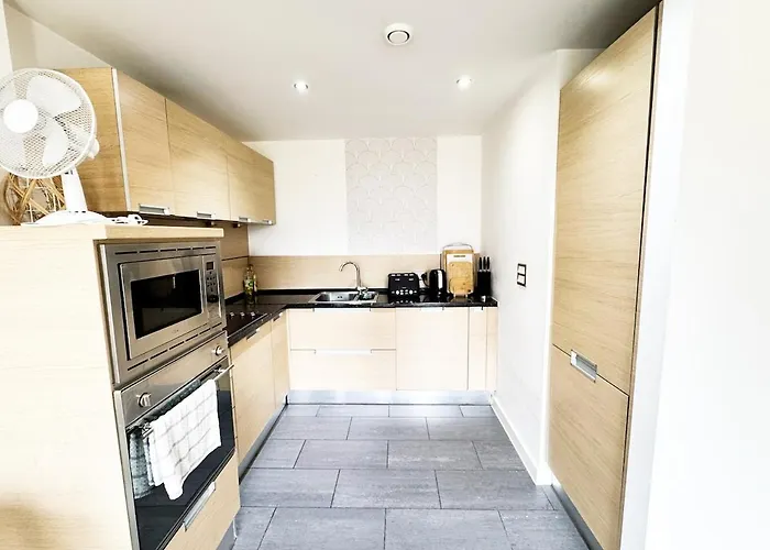 Chic 1 Bedroom Flat In The Heart Of Apartamento Mánchester