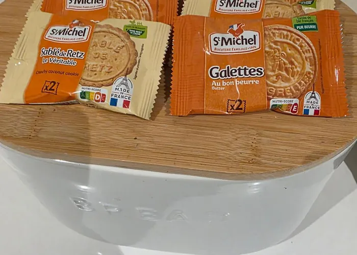 Modern 1-bed Penthouse Steps From Old Trafford Manchester