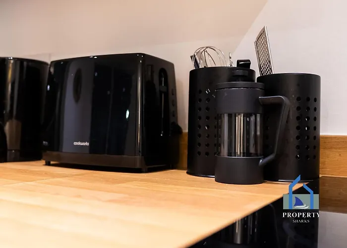 Spacious Ancoats -pool-gym-free Parking