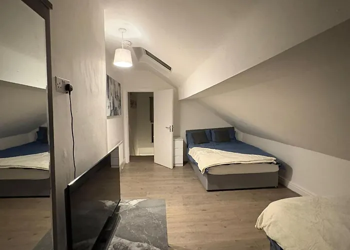 Comfy Stayzzz Apartment *