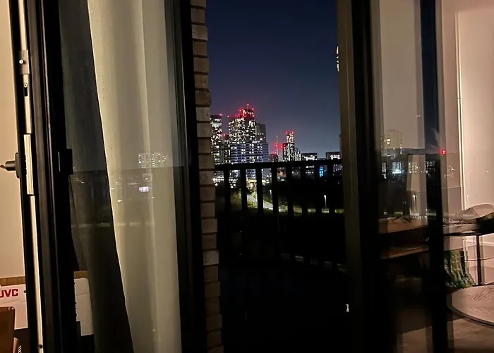 Luxury 2br High-rise Balcony, Terrace, Parking *