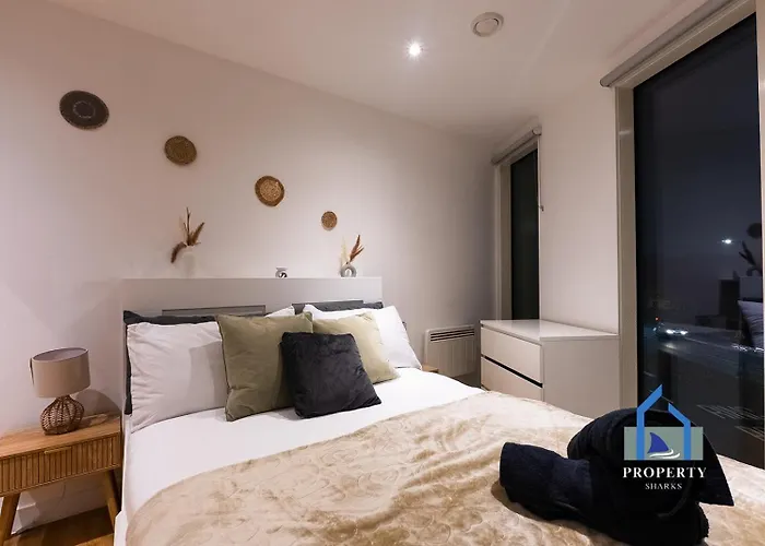 Appartamento Condo-terrace-gym-games -free Secure Parking-