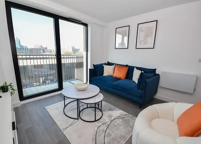 Modern 2 Bedroom In W Balcony * Манчестер