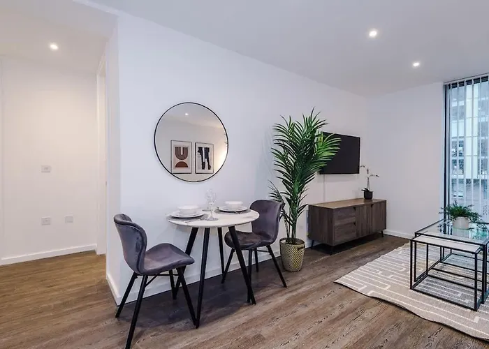 Stylish 1br Near Centre Salford Manchester