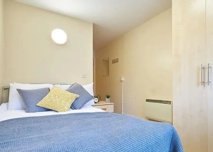 For Students Only Park View In مانشستر