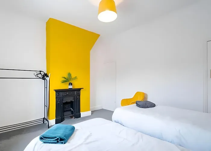 Etihad Stadium - Spacious Stay, 5 Mins To Stadium Διαμέρισμα