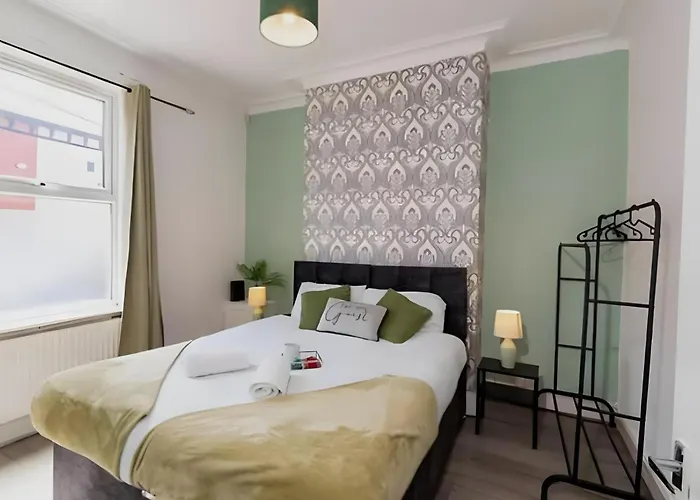 Διαμέρισμα Etihad Stadium - Spacious Stay, 5 Mins To Stadium