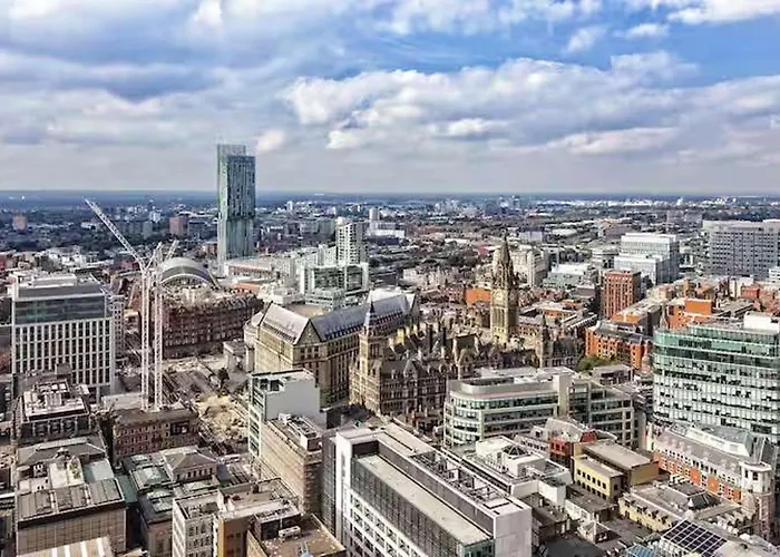 1-bed Sleeps 4 Old Trafford Nearby * Манчестер