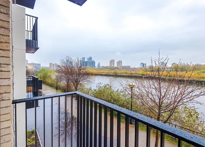 Apartamento Cosy 1br Near Media & Centre Mánchester