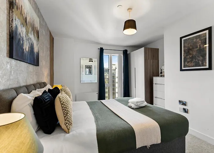 Lovely Abode - Amazing Views Apartment