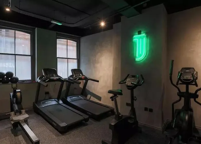 Apartment Retreat Prime Location