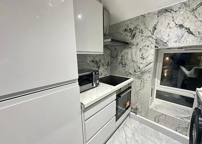 Apartament 2 Bedroom - Near Coop Live & Etihad Stadium *