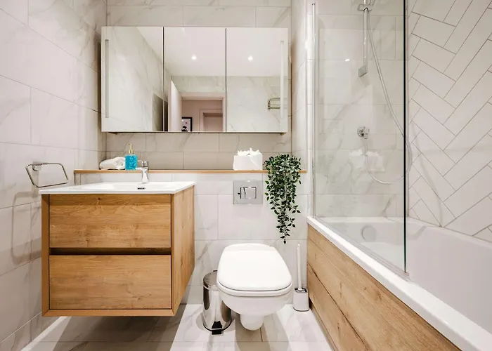 Spacious Location For Families Walk To Apartamento