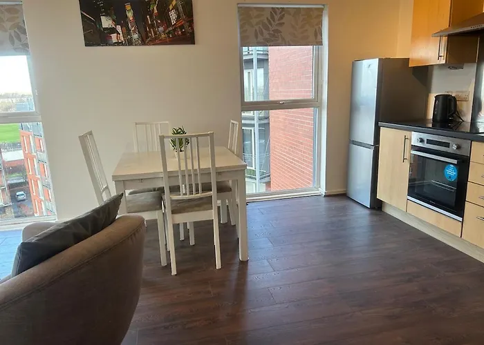 Comfortable 2-bedroom Flat Close Etihad And Coop Live Mánchester