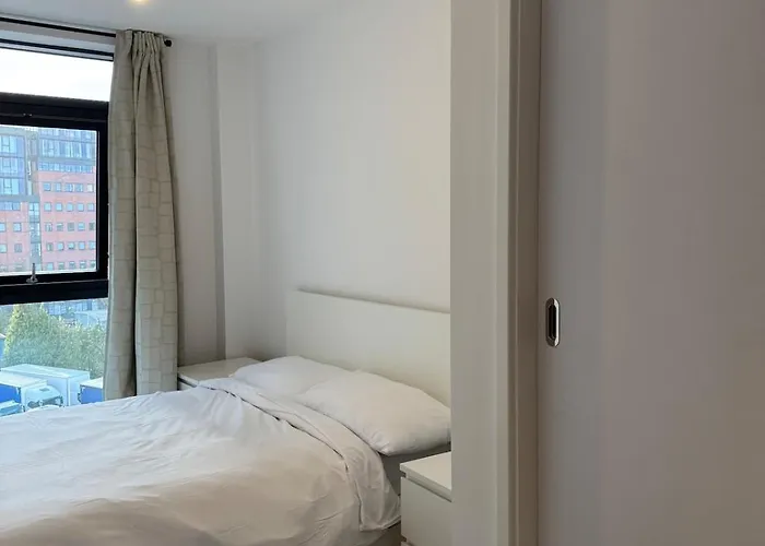 Apartamento Modern 1br, Salford Quays, Near Mediacity Manchester