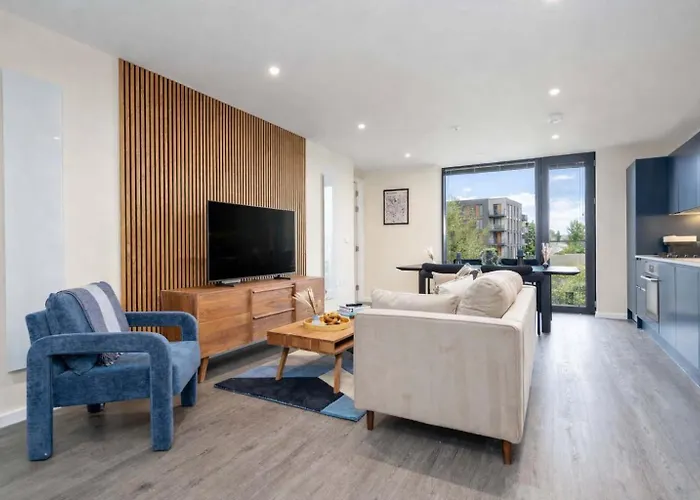 The Mancunian Blue - Luxury 2-bed Corner Apartment