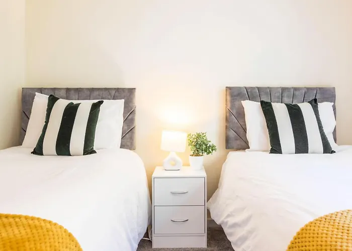 Modern Near Mediacity, Airport And Old Trafford With Secure Parking Apartament *