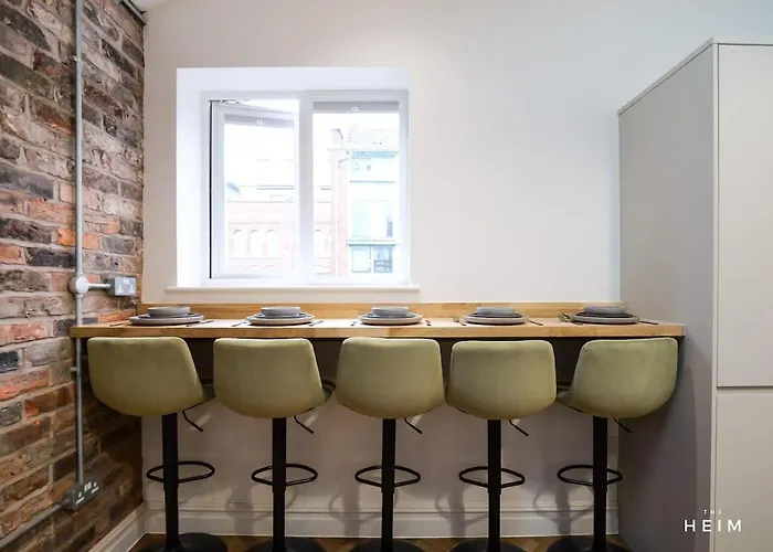 Serge At The Heim Apartment