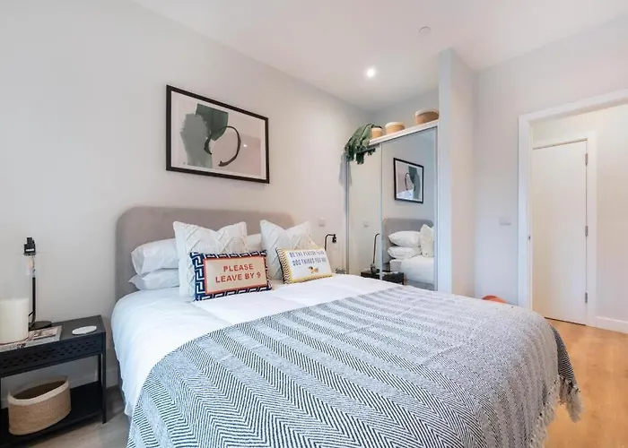 Bluebird The Claymore 아파트